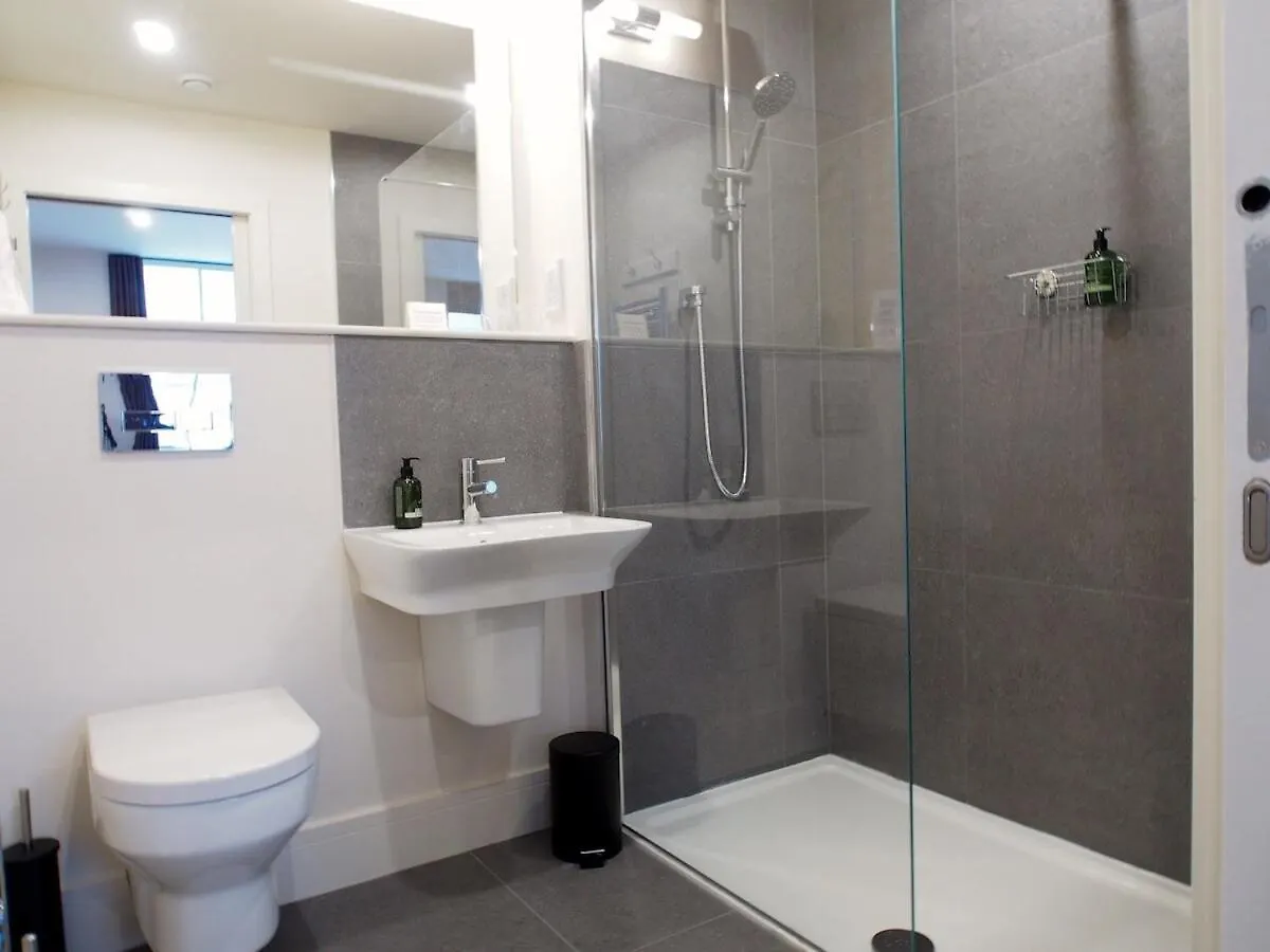 אדינבורו Stylish, Modern Studio On Easter Road - Flat 2, Elgin House